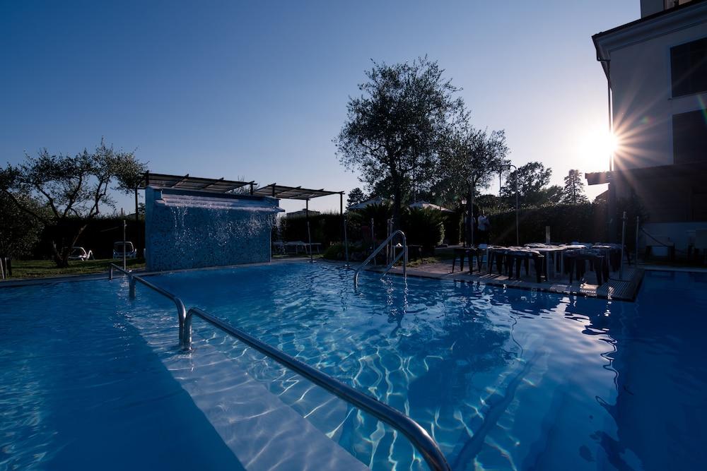 Hotel Santa Caterina Park 3*
